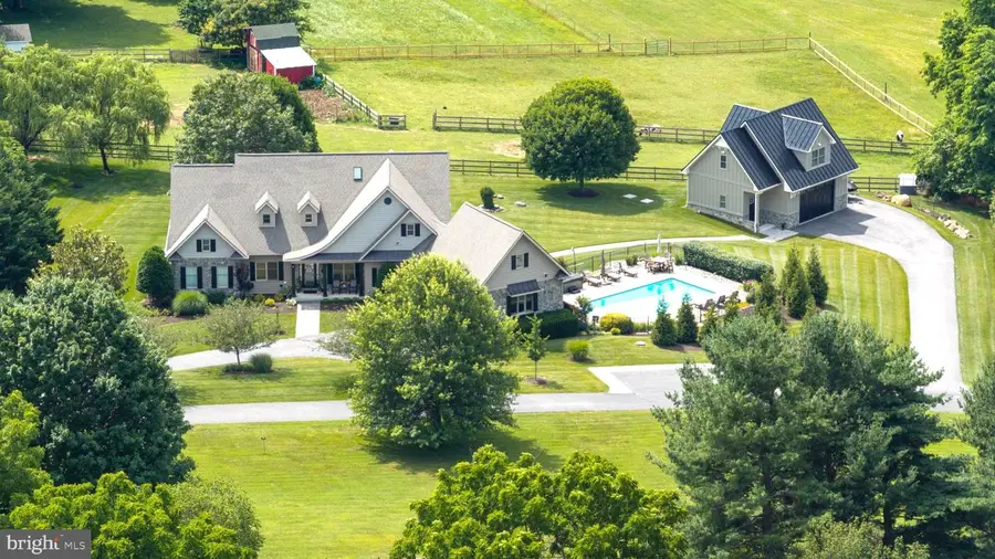 8812 Yellow Springs Rd, Frederick, MD 21702 - #3