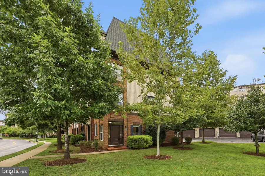 1402 Wheyfield Dr, Frederick, MD 21701 - #2