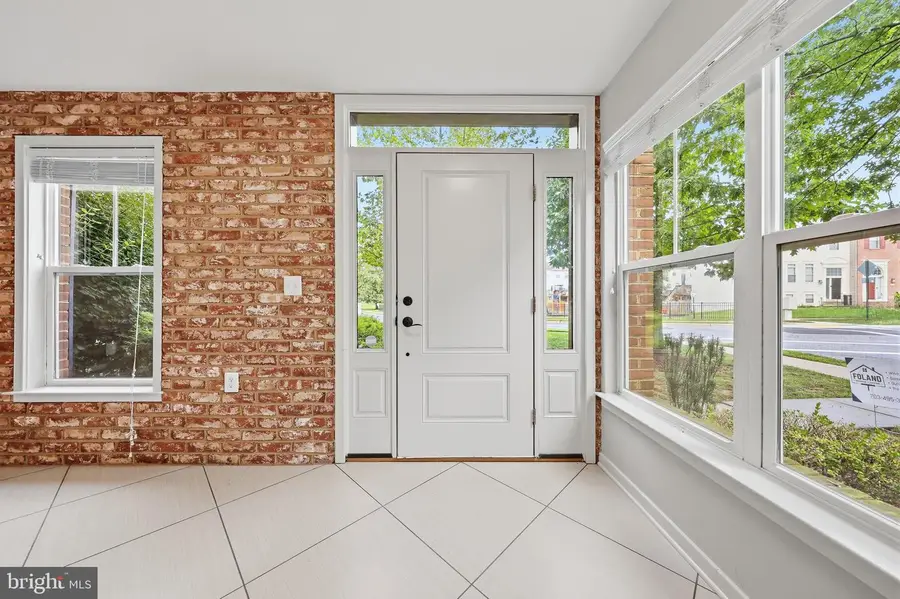 1402 Wheyfield Dr, Frederick, MD 21701 - #3
