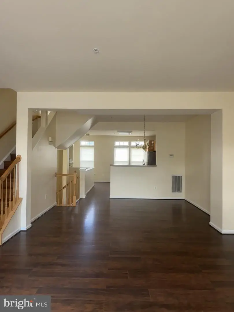 549 Eisenhower Dr, Frederick, MD 21703 - #3