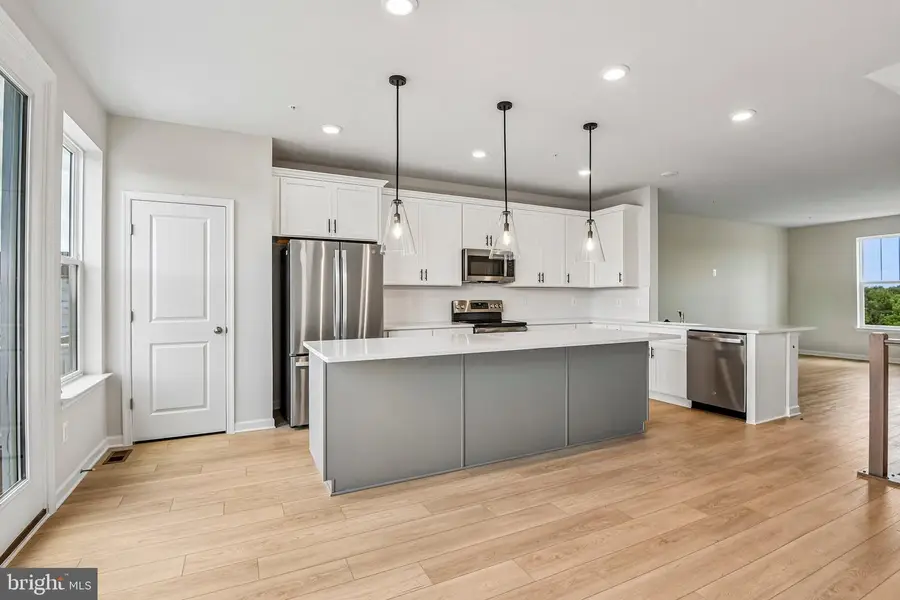 6352 Butterfly Ln, Frederick, MD 21703 - #3