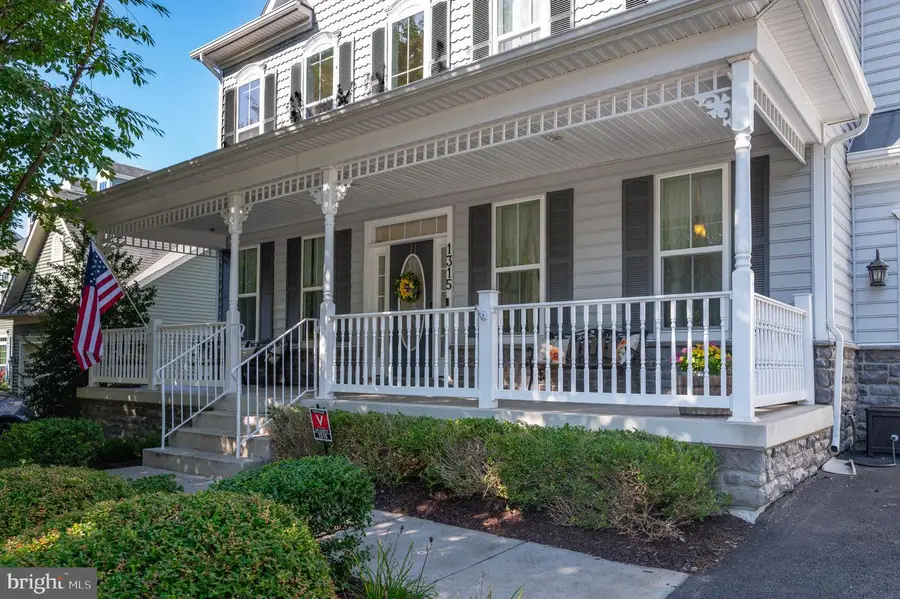 1315 Volunteer Dr, Brunswick, MD 21716 - #2
