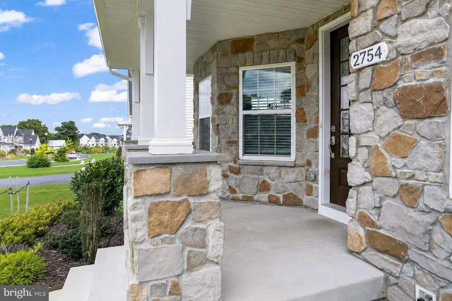 2754 Hillfield Dr, Frederick, MD 21702 - #3