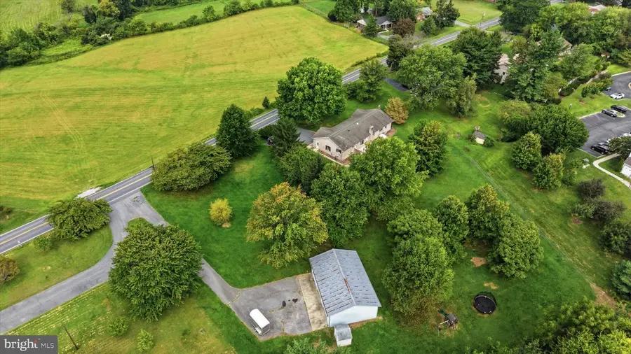 8021 Rocky Springs Rd, Frederick, MD 21702 - #2