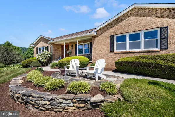 530 E Mountain Rd, KNOXVILLE, MD 21758
