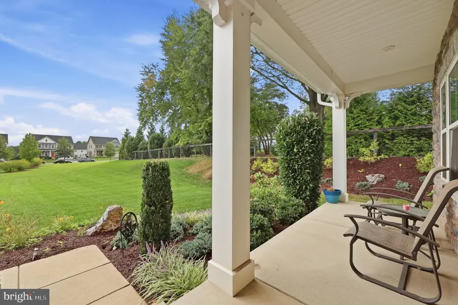1124 Futurity St, Frederick, MD 21702 - #2