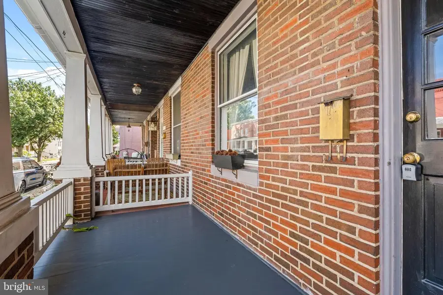 218 W South St, Frederick, MD 21701 - #2