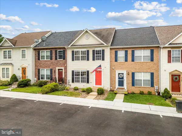 6104 Pine Ridge Ter, FREDERICK, MD 21701