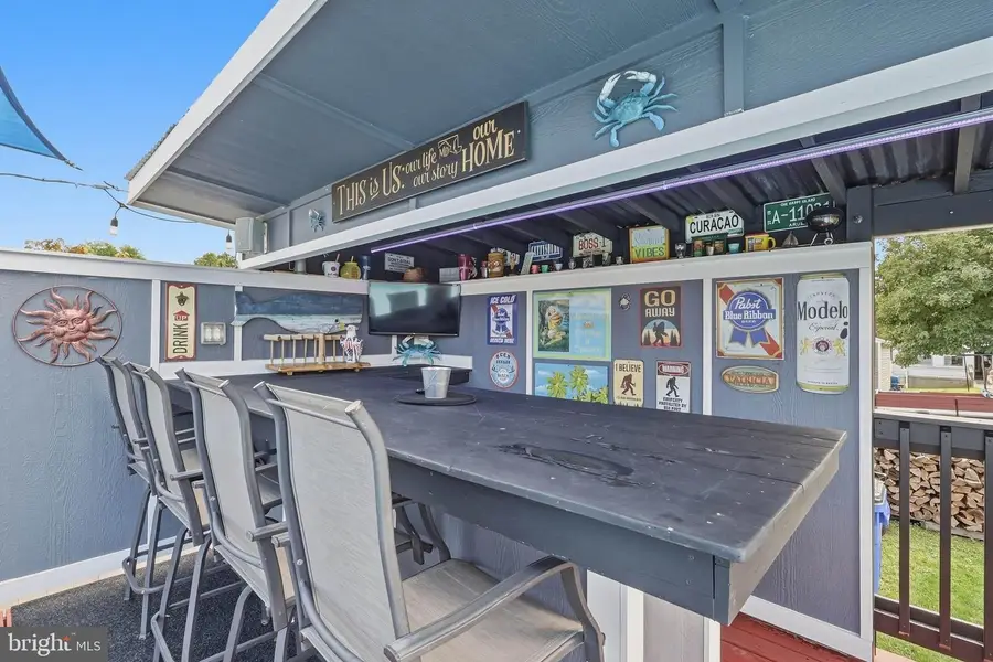 906 E F St E, Brunswick, MD 21716 - #3