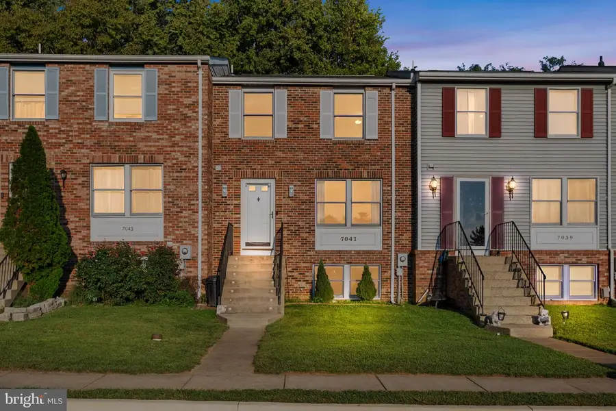 7041 Hames Ct, Frederick, MD 21703 - #2