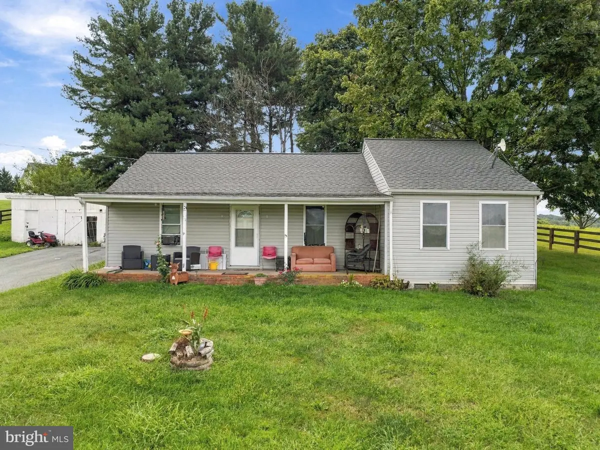 9363 Albaugh Rd, New Windsor, MD 21776 - #1