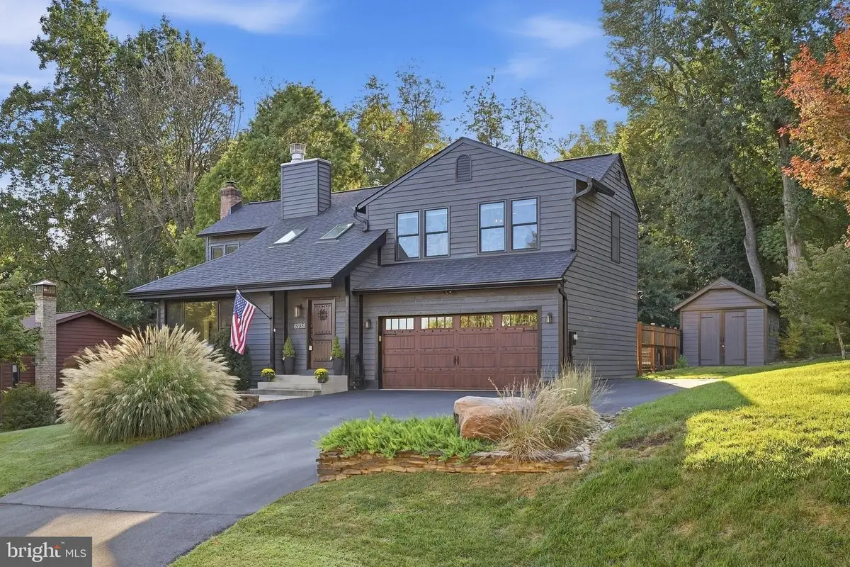 6938 Fox Chase Rd, New Market, MD 21774 - #1