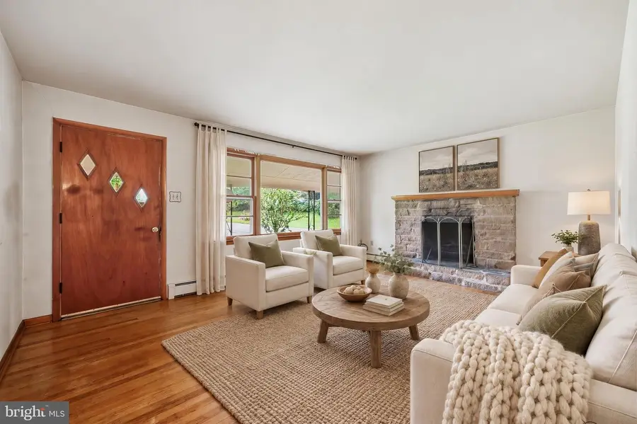 7303 Ira Sears Rd, Adamstown, MD 21710 - #3