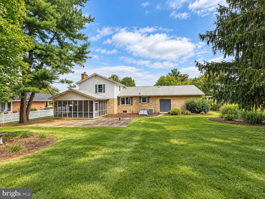 6903 Greenvale Ct, Frederick, MD 21702 - #2