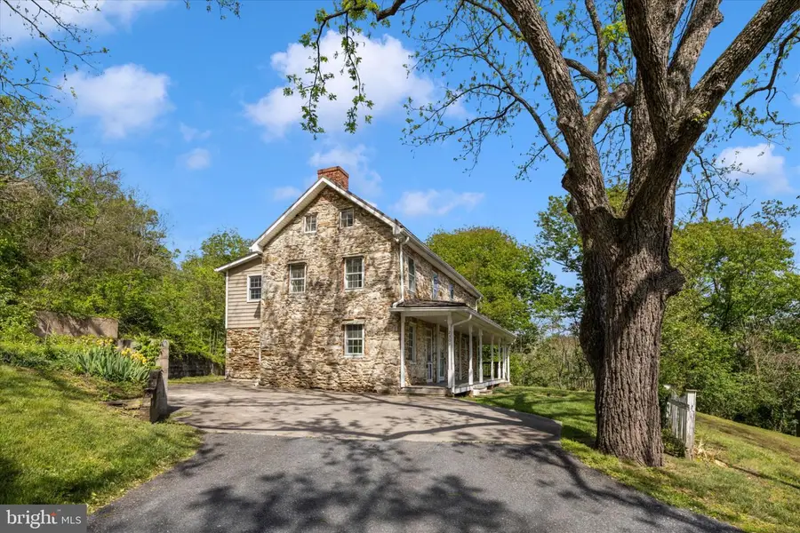 2301 Mount Ephraim Rd, Adamstown, MD 21710 - #2