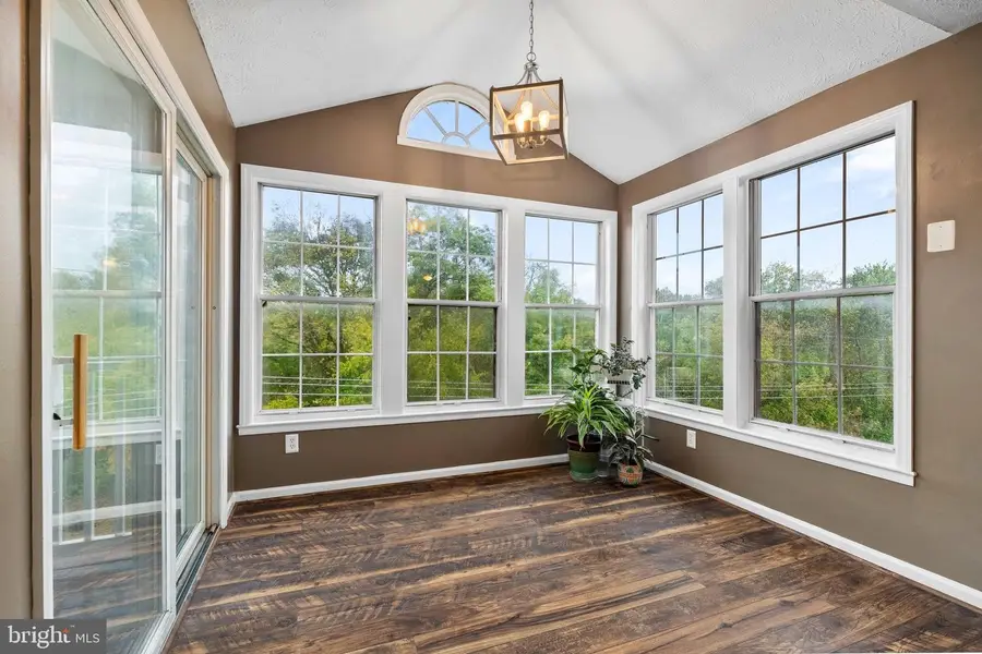 905 Blue Leaf #7 3c Ct #7  3c, Frederick, MD 21701 - #3