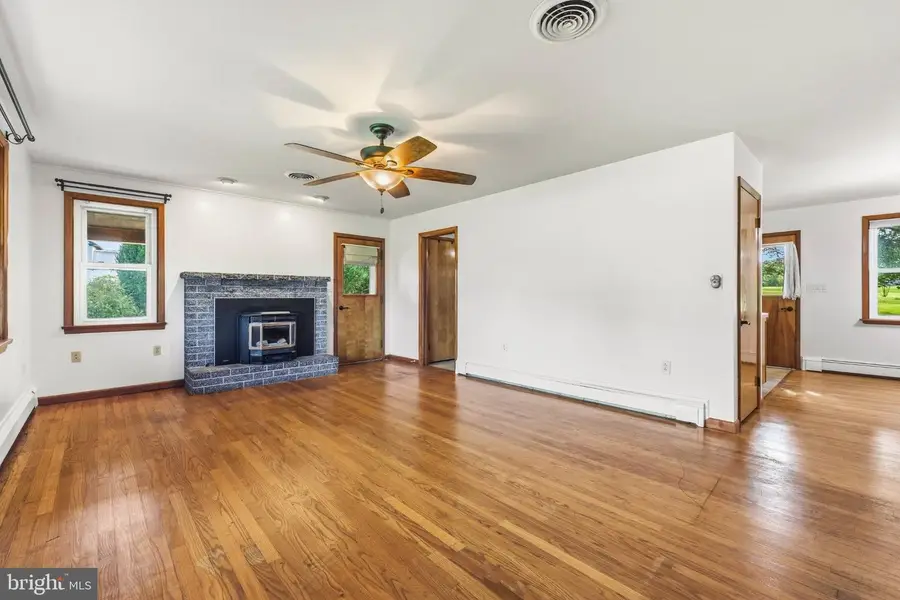 12157 Woodsboro Pike, Keymar, MD 21757 - #3