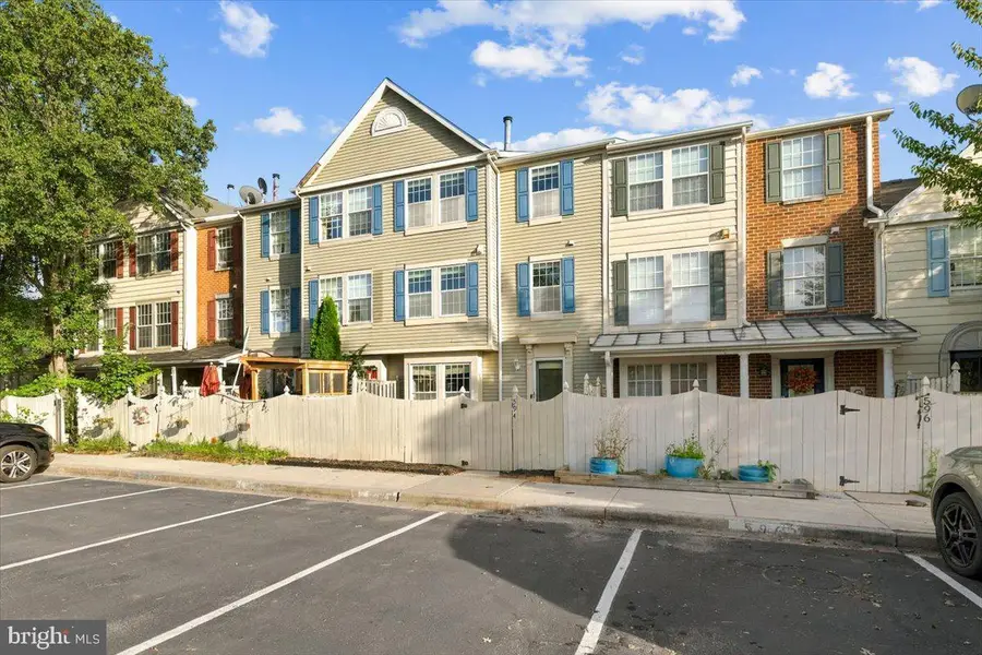594 Hollyberry Way, Frederick, MD 21703 - #2