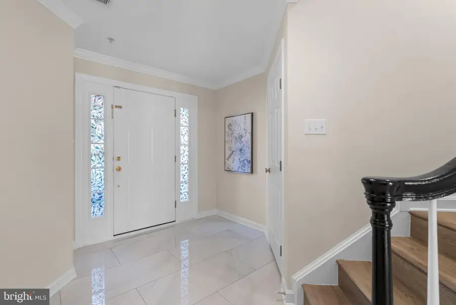 3925 Shawfield Ln, Frederick, MD 21704 - #3
