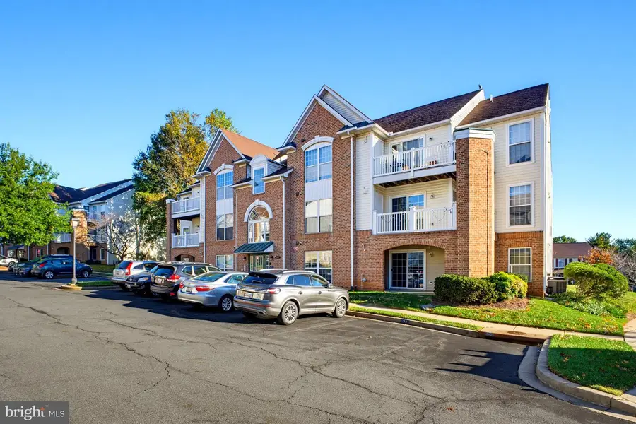 2103 Wayside Dr Dr #1d, Frederick, MD 21702 - #3