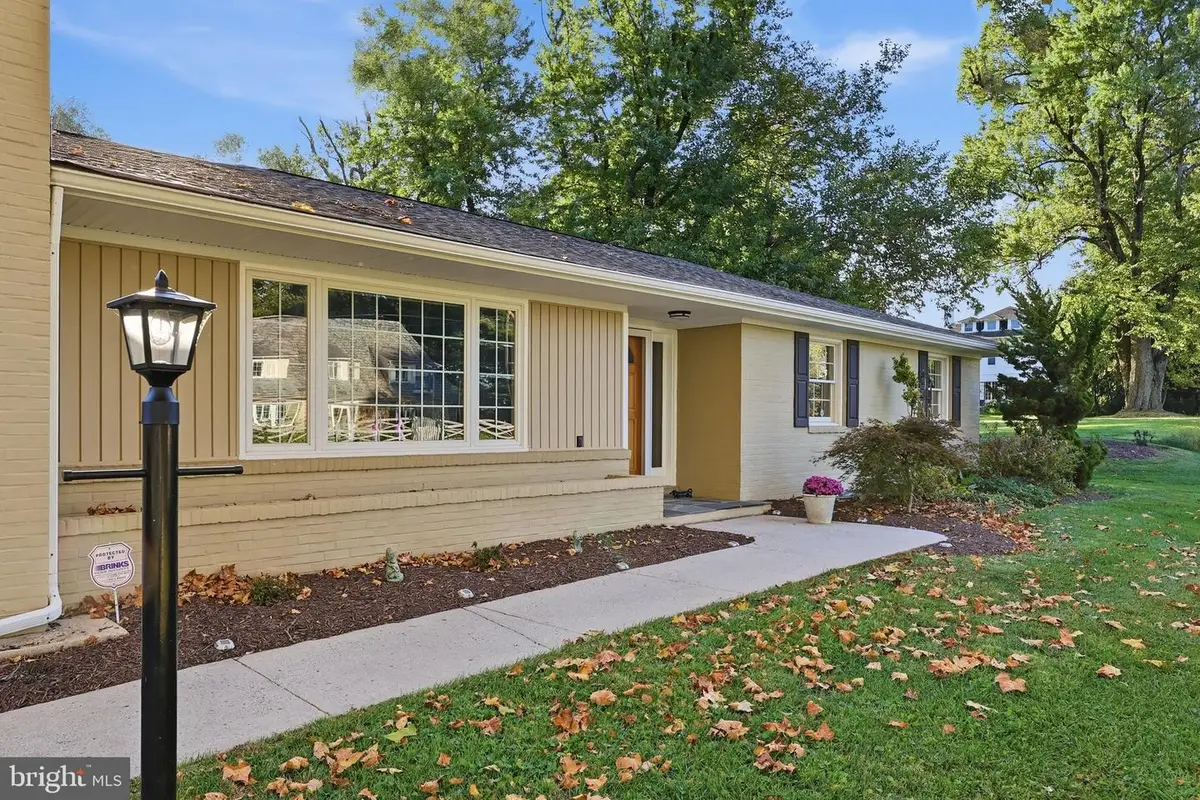 6313 Jefferson Blvd, Frederick, MD 21703 - #1