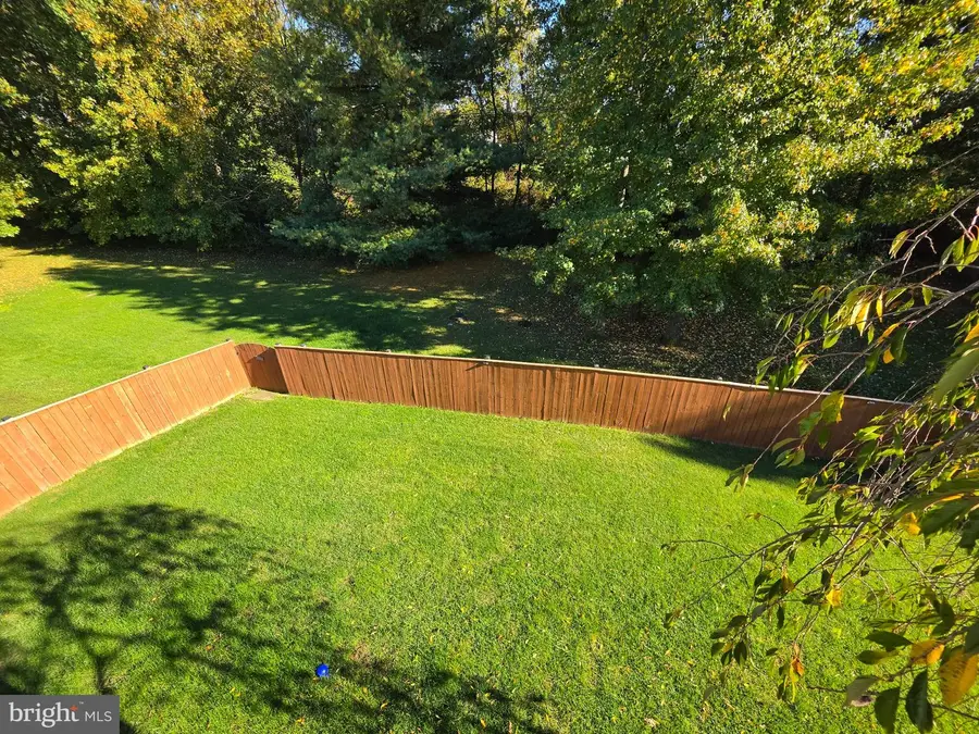 212 Winter Brook Dr, Walkersville, MD 21793 - #2