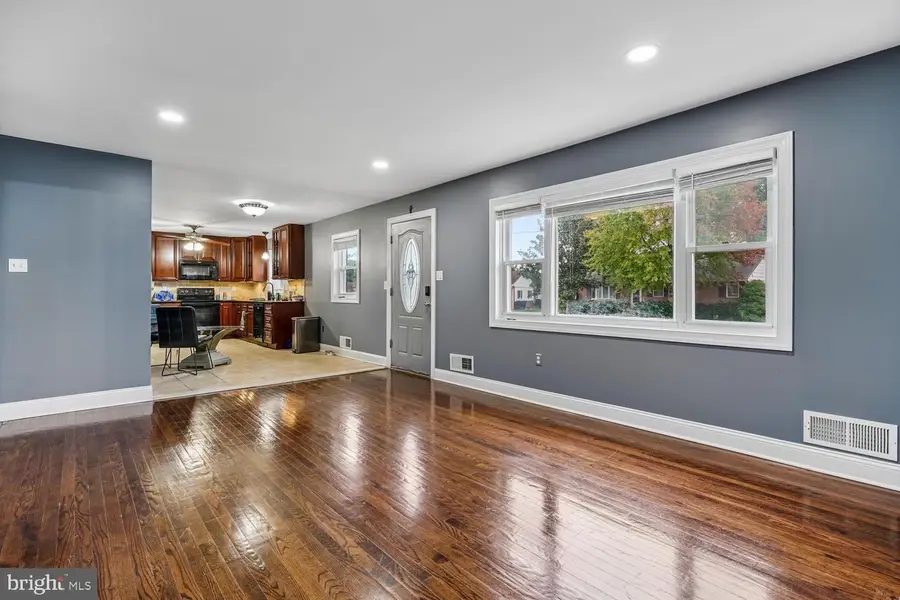 72 Sherwood Dr, Walkersville, MD 21793 - #3