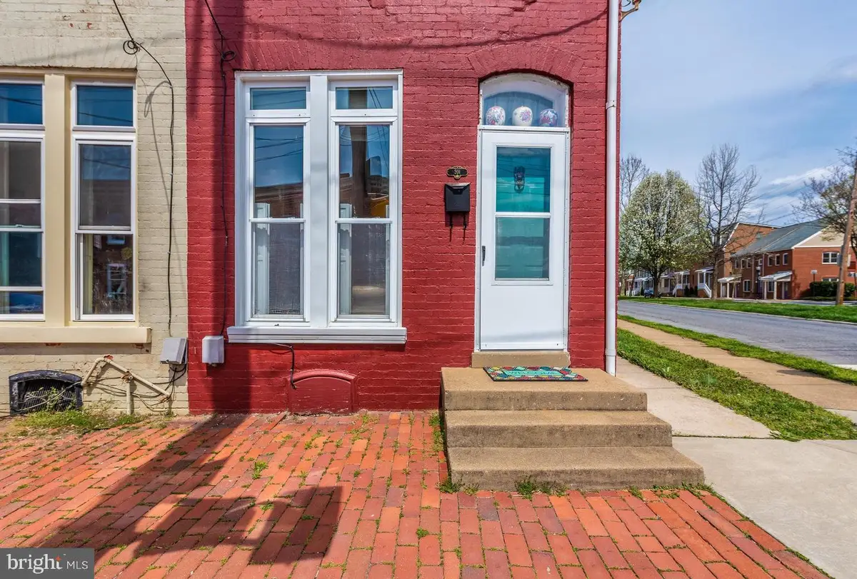 201 W 5th St, Frederick, MD 21701 - #1