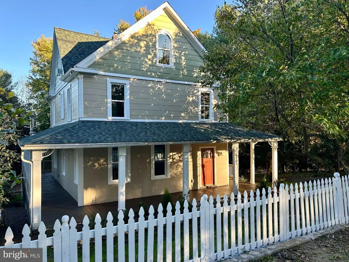 6909 Urner Ave, Braddock Heights, MD 21714 - #1