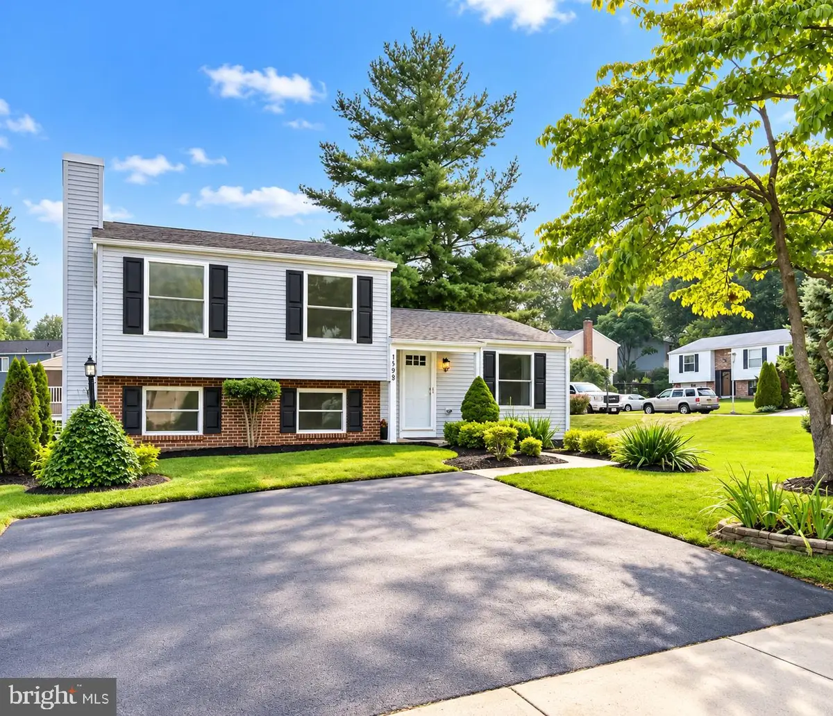 1598 Elmwood Ct, Frederick, MD 21702 - #1