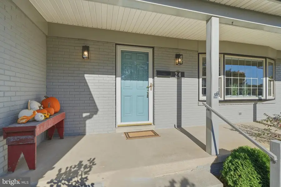24 Kline Blvd, Frederick, MD 21701 - #2