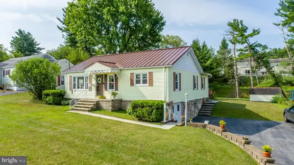 1021 E High St, OAKLAND, MD 21550