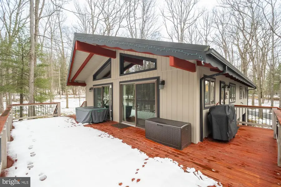 18 Frederick Cir, Swanton, MD 21561 - Image #2