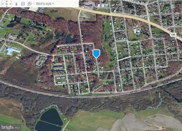 C St, MOUNTAIN LAKE PARK, MD 21550