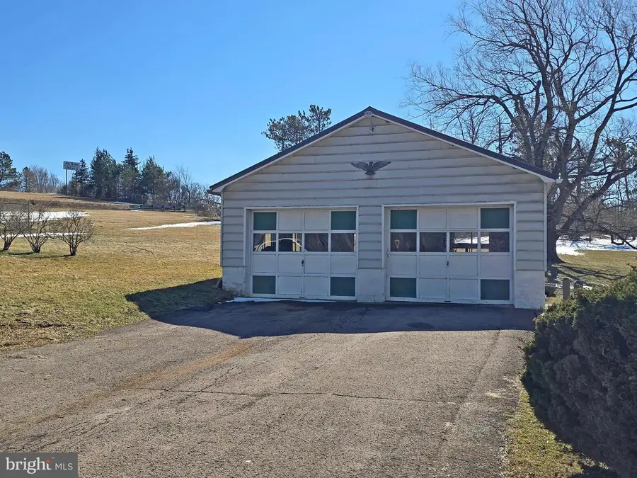 11582 National Pike, Grantsville, MD 21536 - #3