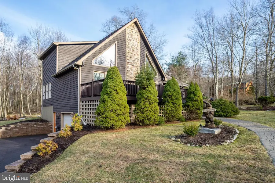 891 Mountainview Dr, Oakland, MD 21550 - #2