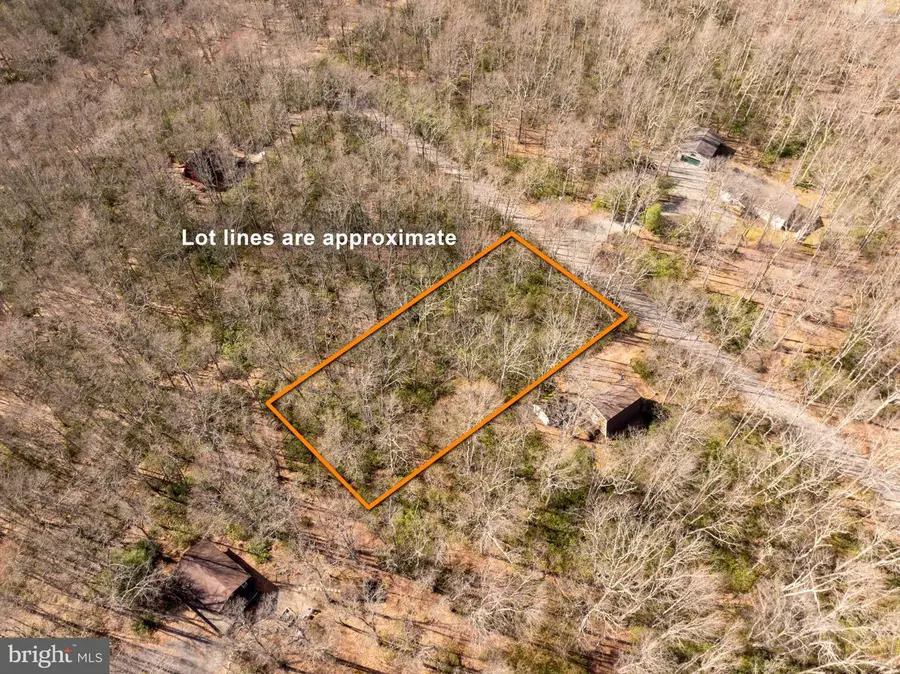 27 Gobbler Run Rd, Oakland, MD 21550 - #2