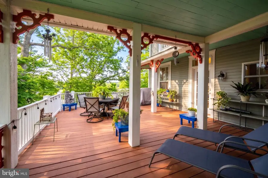 215 H St, Mountain Lake Park, MD 21550 - #3