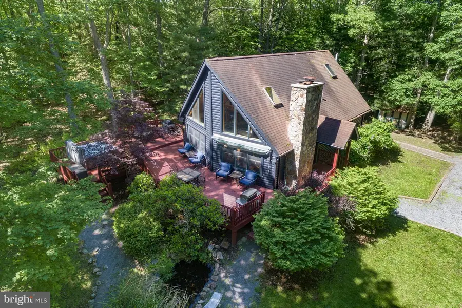 208 Cliff Dr, Oakland, MD 21550 - #2