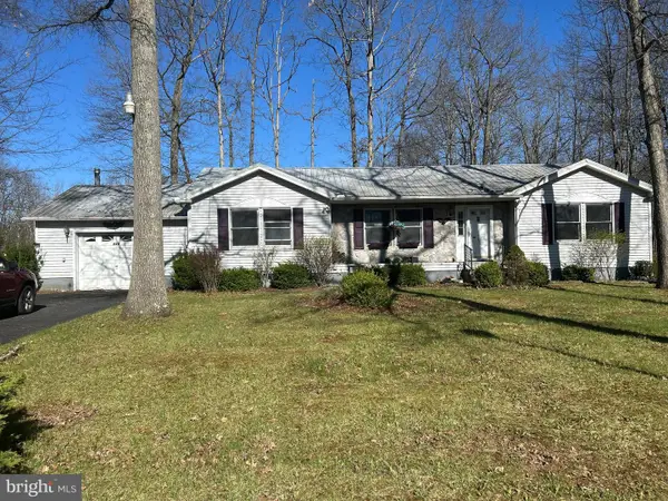 123 B Street, MOUNTAIN LAKE PARK, MD 21550