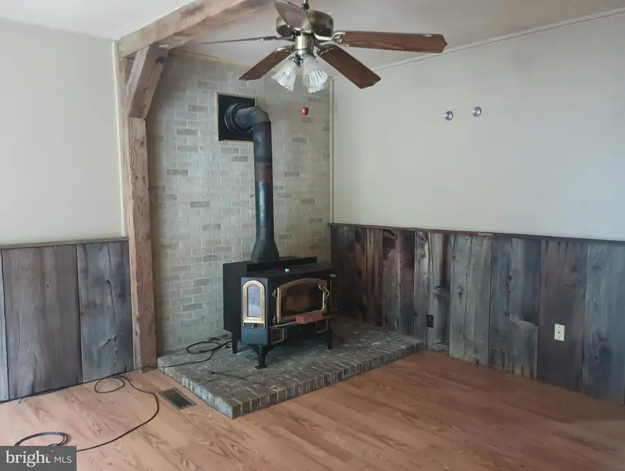 105 Walnut St, Friendsville, MD 21531 - #2