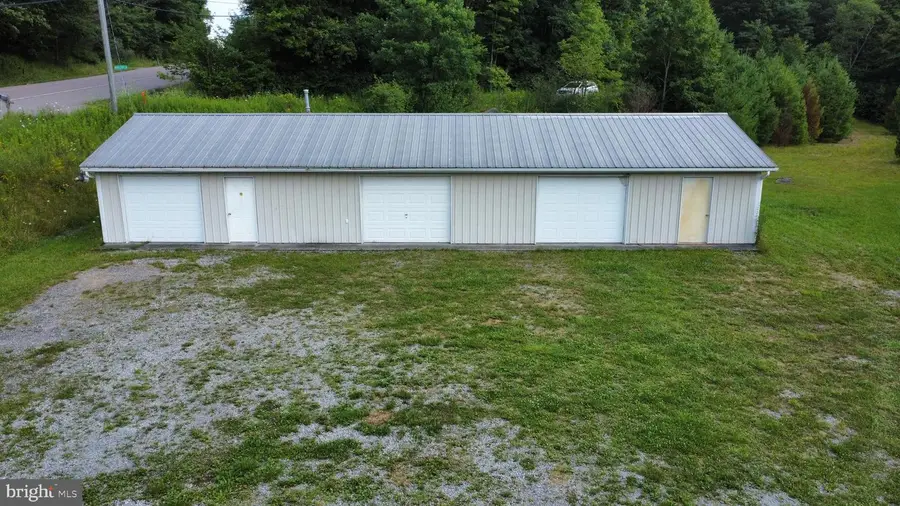 926 Hutton Rd, Oakland, MD 21550 - #3