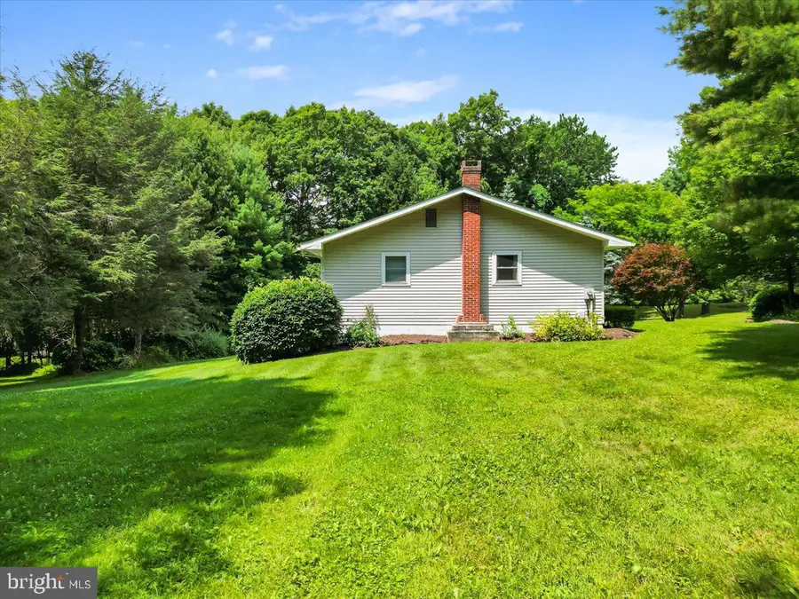 10627 New Germany Rd, Grantsville, MD 21536 - #3