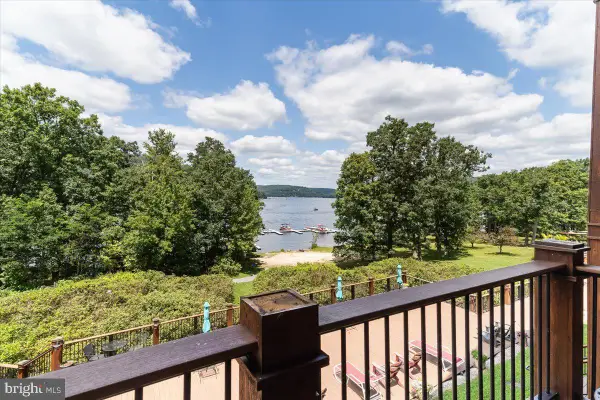 565 Glendale Rd #213-a, OAKLAND, MD 21550