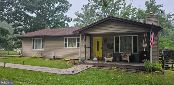 104 D Street, MOUNTAIN LAKE PARK, MD 21550