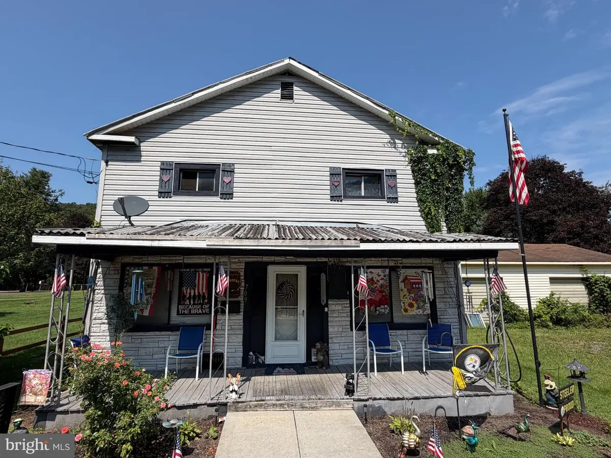 709 Church St, Kitzmiller, MD 21538 - #1
