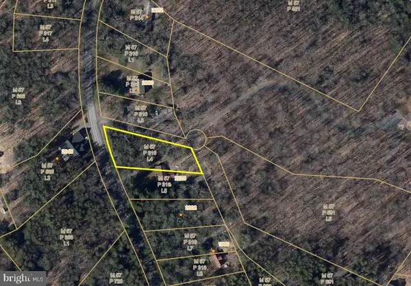 Whispering Pines Ln, OAKLAND, MD 21550