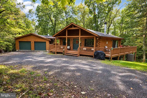 870 Hunters Ridge Dr, OAKLAND, MD 21550