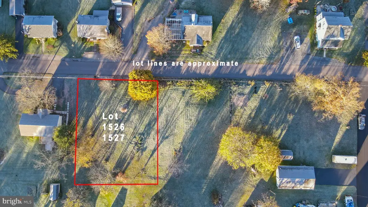 209 D St, Mountain Lake Park, MD 21550 - #1