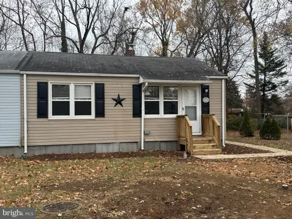 9 Defense Dr, ABERDEEN, MD 21001